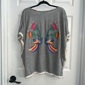 Woman's‎ Judith March Pullover Top Birds Embroidered Small Beachy